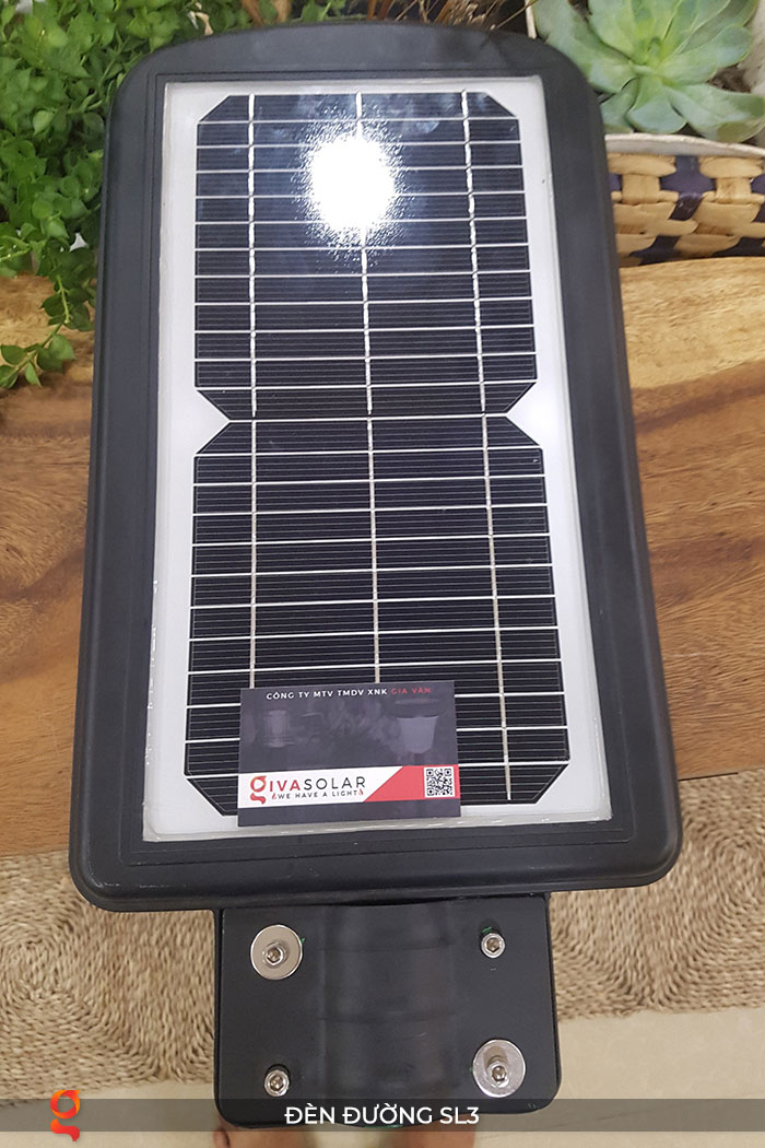 Đèn đường năng lượng mặt trời SL3 4