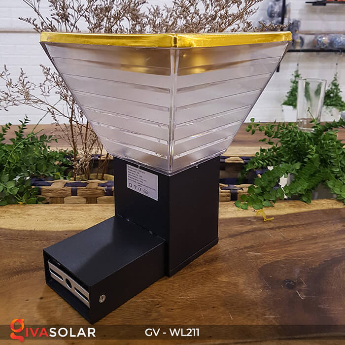 Đèn gắn tường năng lượng mặt trời WL211 11