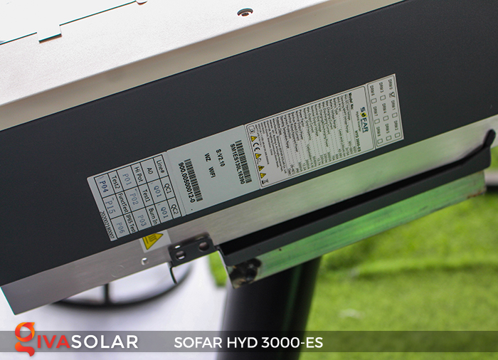 Hybrid inverter năng lượng mặt trời HYD 3000-ES 5
