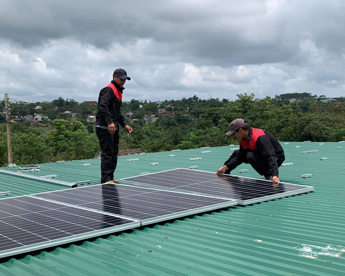 Hoàn thành lắp đặt hệ thống điện mặt trời áp mái quy mô lớn 45kWp tại Đắk Nông 5