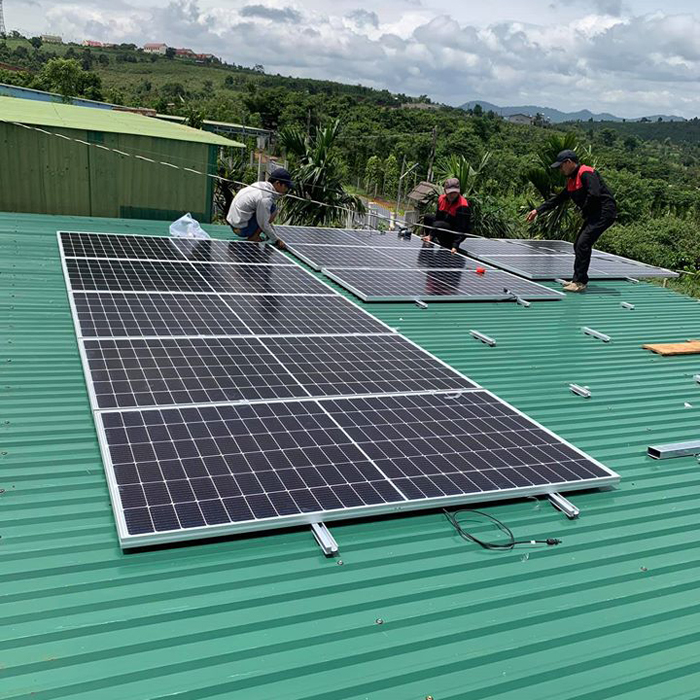 Hoàn thành lắp đặt hệ thống điện mặt trời áp mái quy mô lớn 45kWp tại Đắk Nông 6
