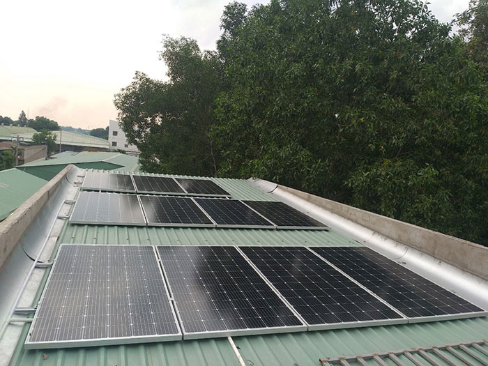 Lắp điện mặt trời áp mái 5kW tại tỉnh Bình Dương 2