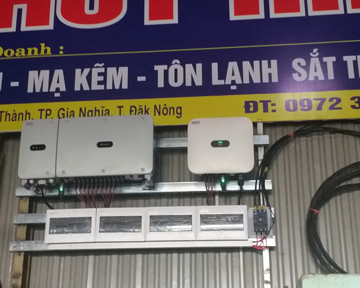 Hoàn thành hệ thống năng lượng mặt trời hòa lưới áp mái 90kWp tại Đắk Nông 8