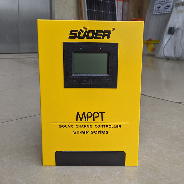Điều khiển sạc pin mặt trời MPPT ST-MP40 40A thương hiệu Suoer